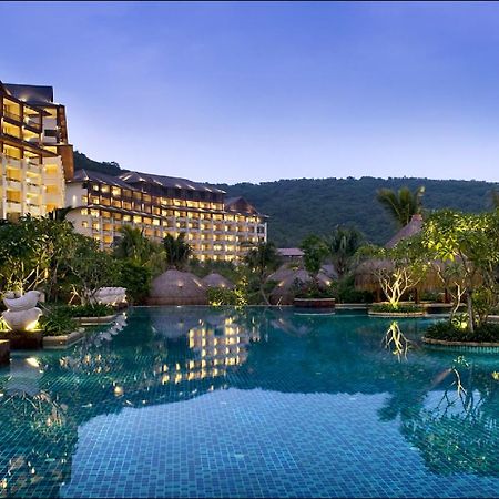 Stony Brook Villa Jianguo Resort Санья Экстерьер фото
