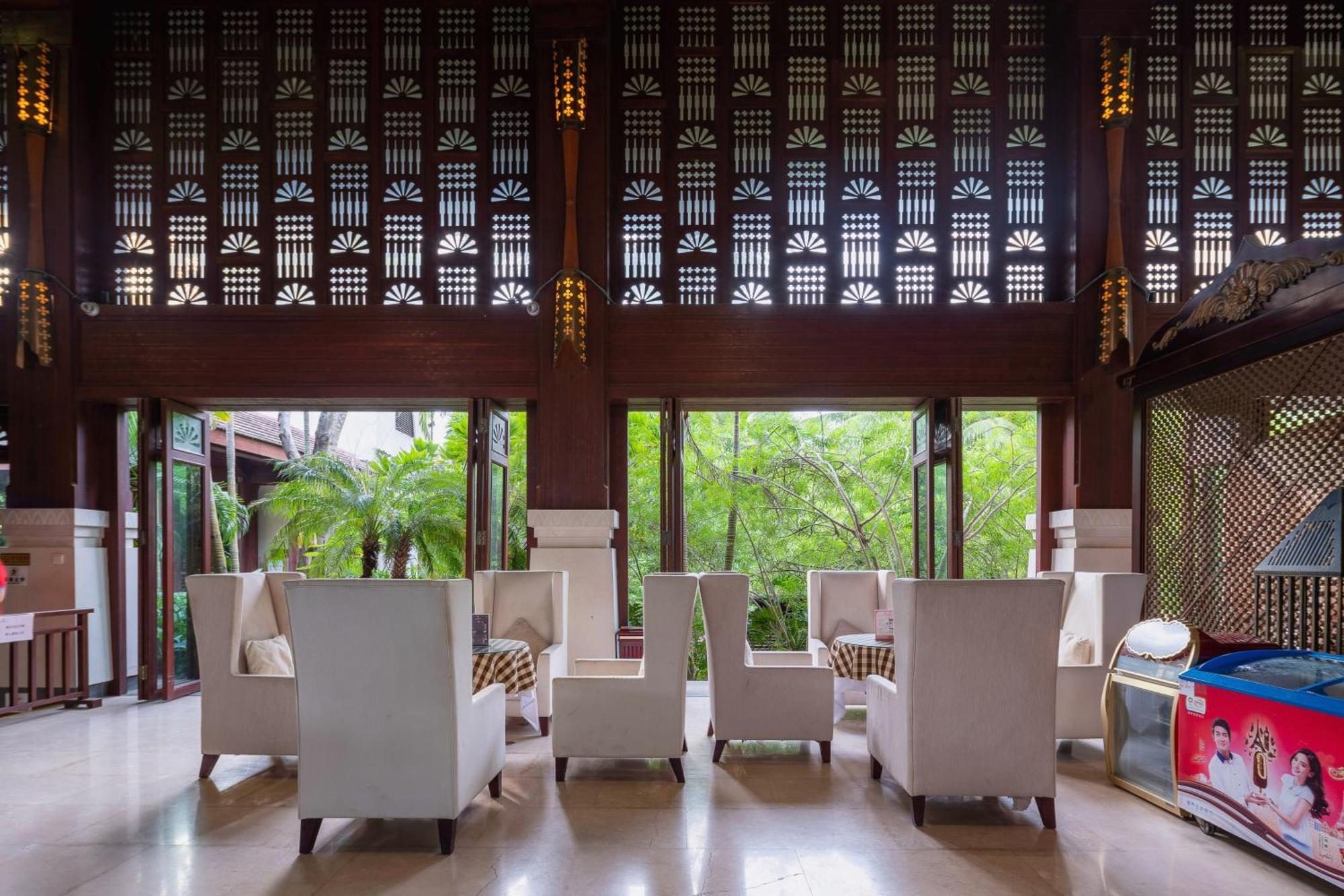 Stony Brook Villa Jianguo Resort Санья Экстерьер фото