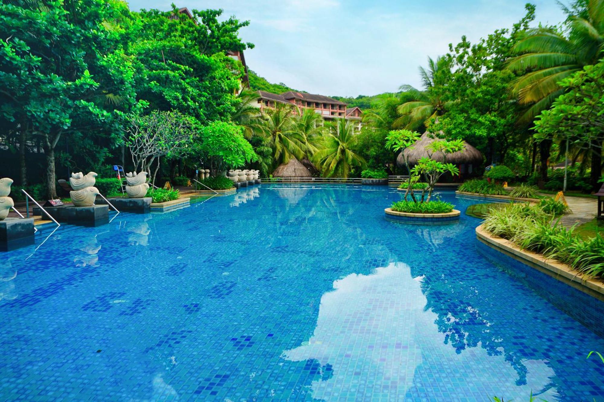 Stony Brook Villa Jianguo Resort Санья Экстерьер фото