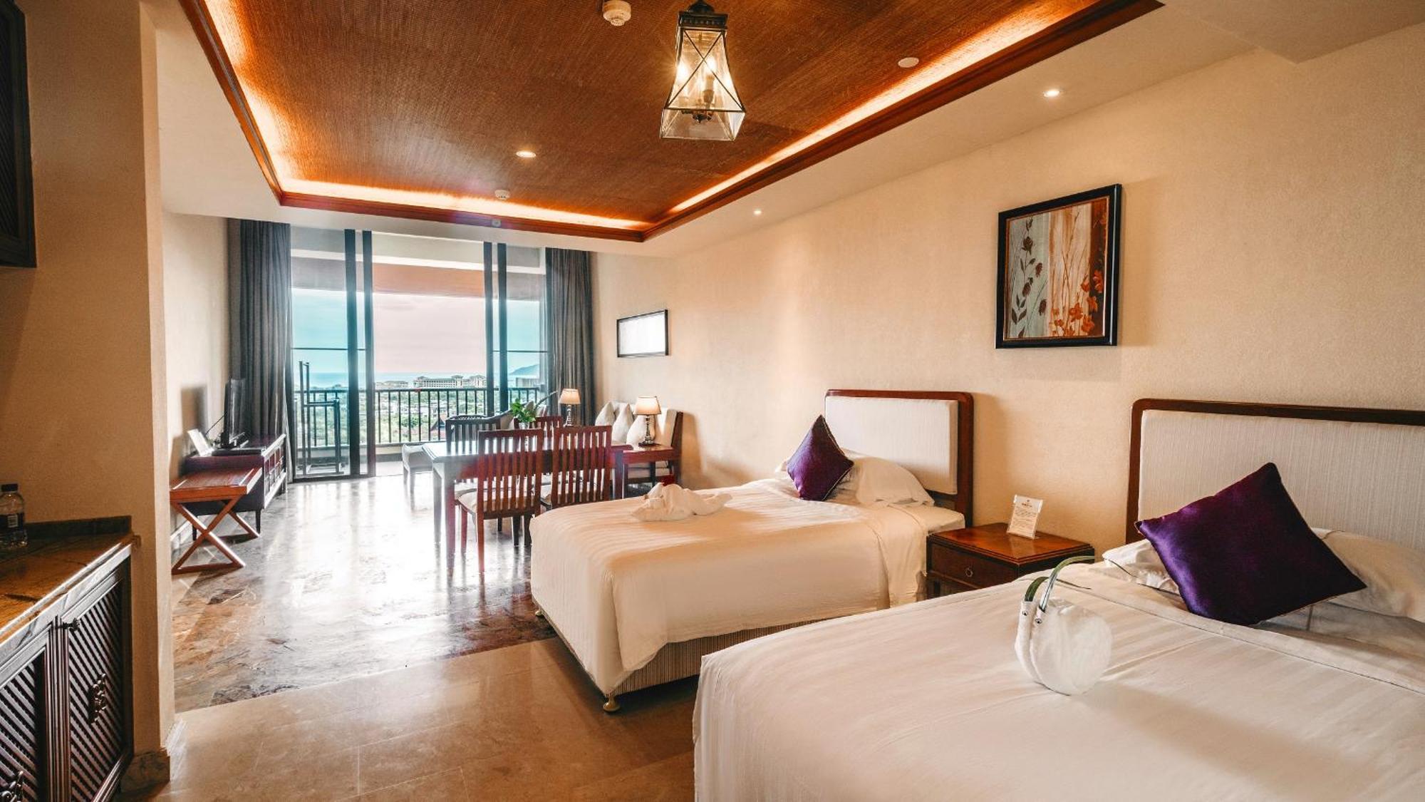 Stony Brook Villa Jianguo Resort Санья Экстерьер фото