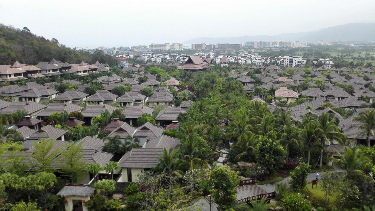 Stony Brook Villa Jianguo Resort Санья Экстерьер фото