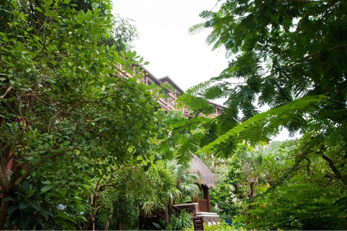 Stony Brook Villa Jianguo Resort Санья Экстерьер фото