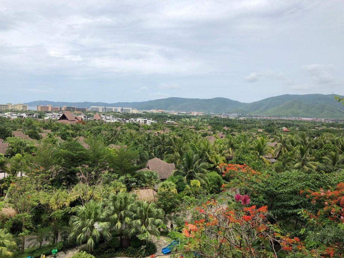 Stony Brook Villa Jianguo Resort Санья Экстерьер фото