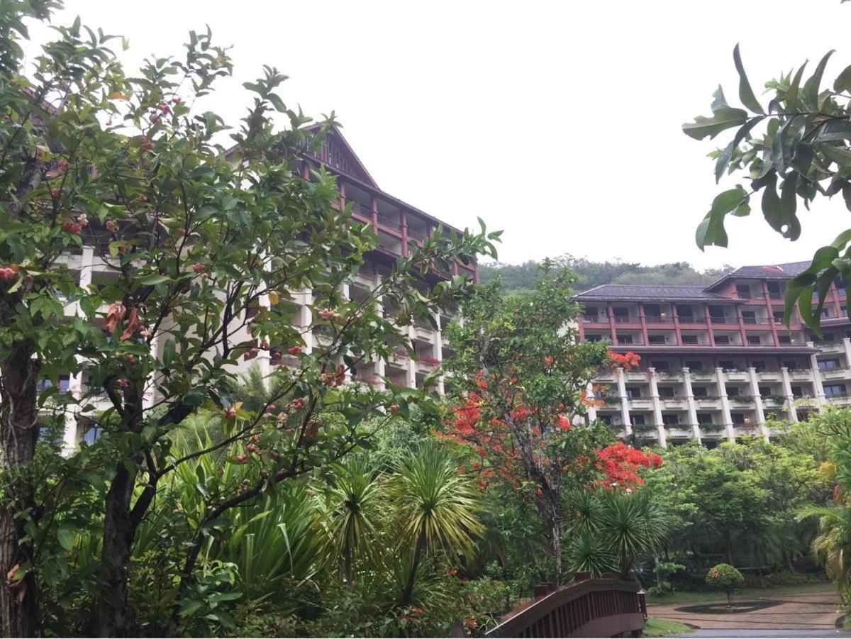 Stony Brook Villa Jianguo Resort Санья Экстерьер фото